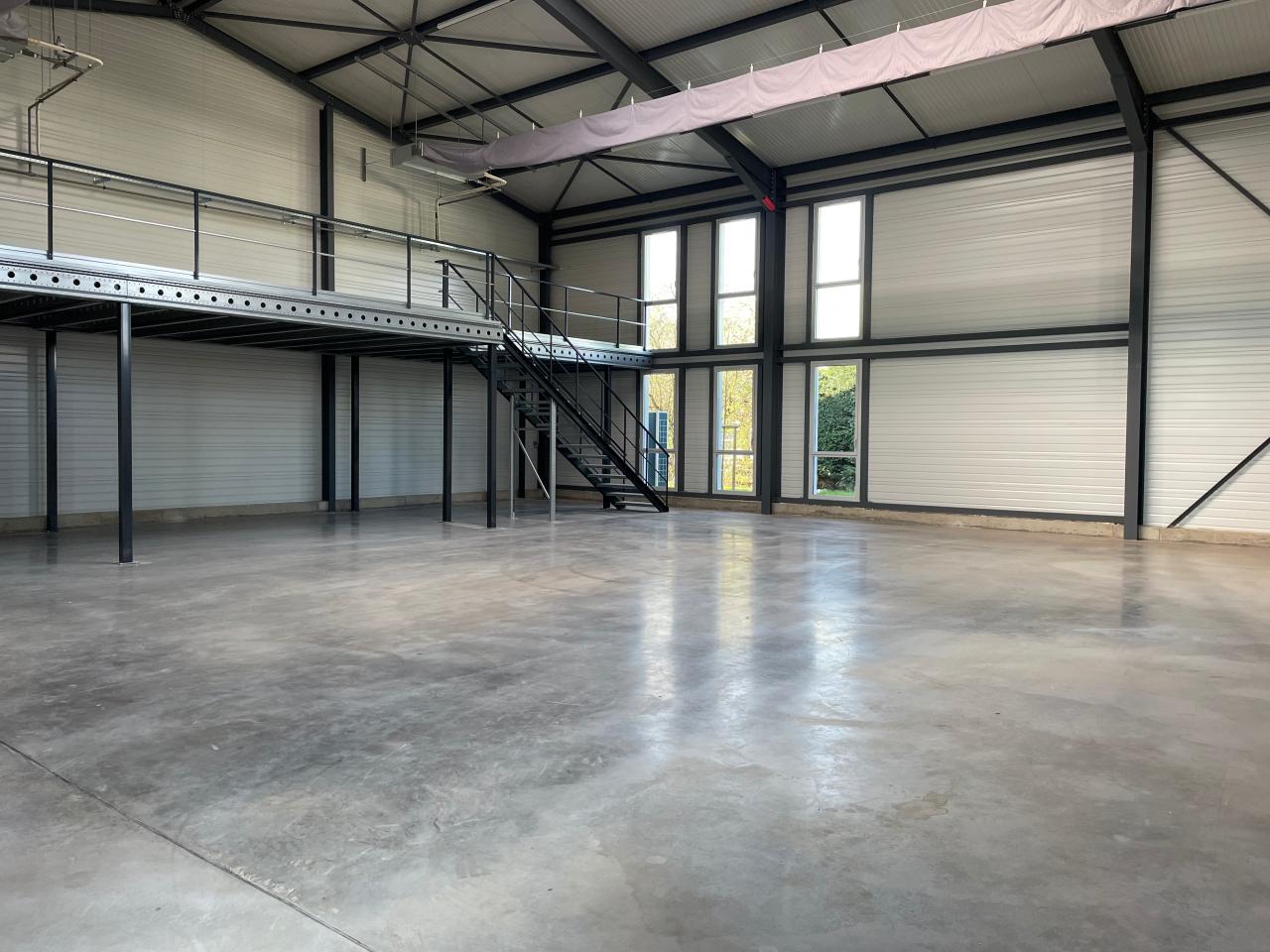 Local d'activité Chassieu 360m² Location local d'activité Chassieu Rhône OLACT2530941 6